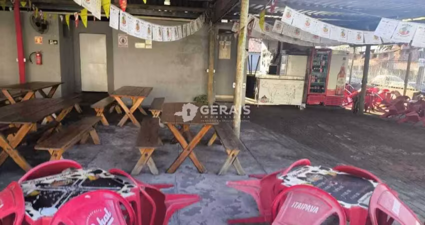 Casa comercial para aluguel, 2 quartos, esplanada - divinópolis/mg