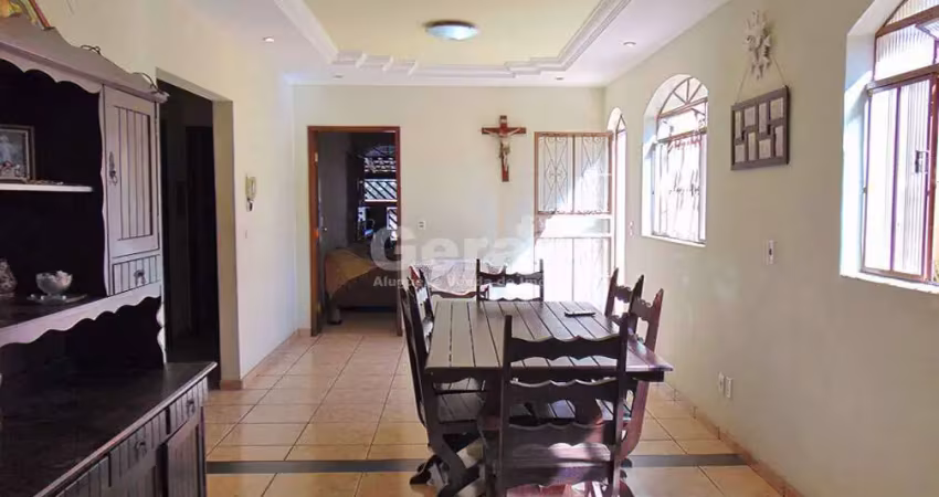 Casa à venda, 6 quartos, 1 suíte, 2 vagas, nossas senhora das graças - divinópolis/mg