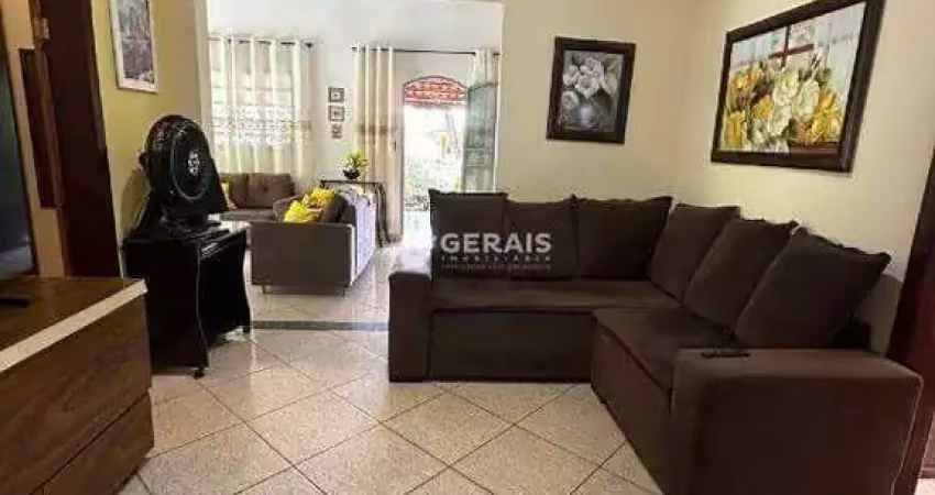 Sítio à venda, 3 quartos, 2 vagas, zona rural - são gonçalo do pará/mg