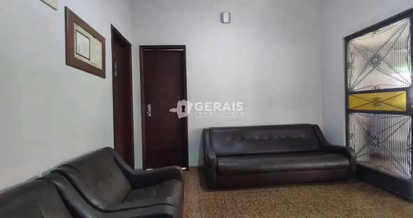 Casa à venda, 3 quartos, 1 vaga, centro - divinópolis/mg