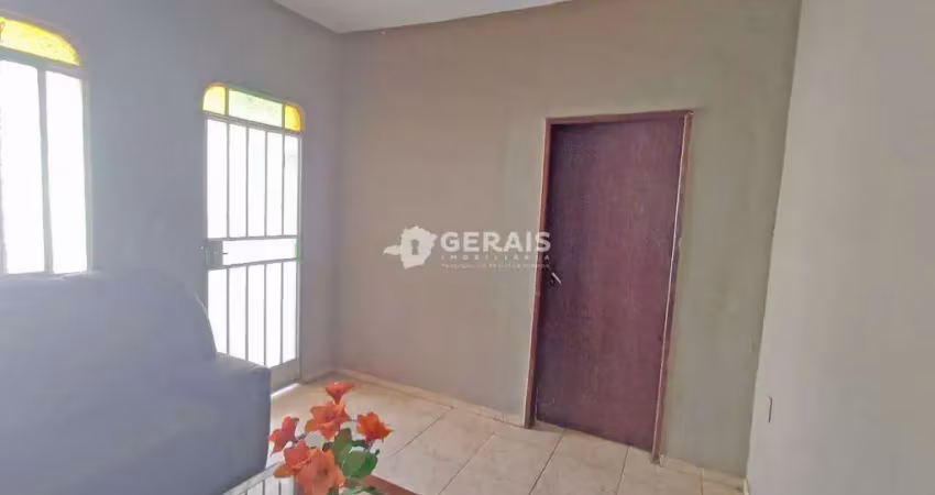 Casa à venda, 3 quartos, 3 vagas, sagrada familia - divinópolis/mg