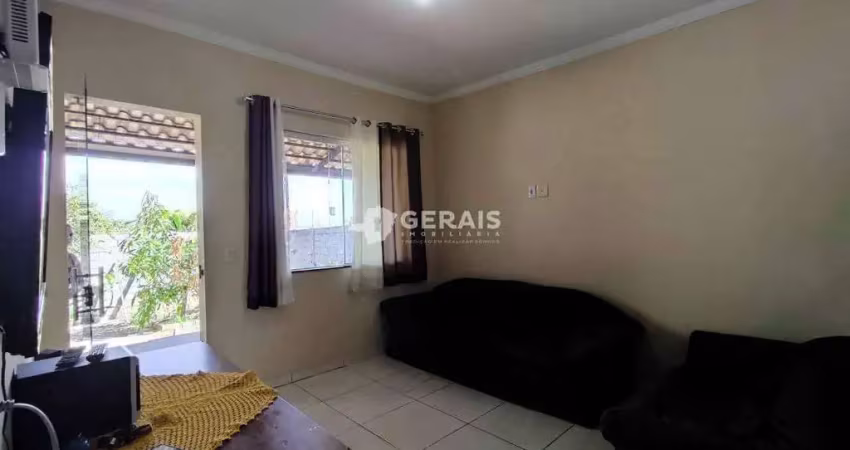 Casa à venda, 2 quartos, sagrada familia - divinópolis/mg