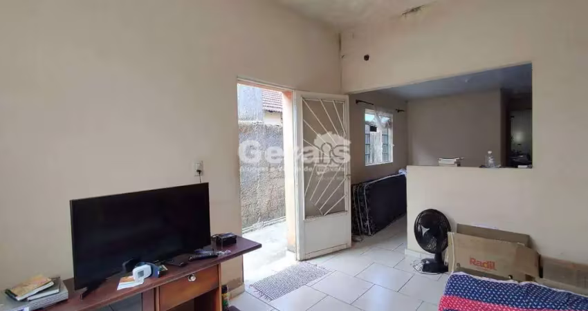 Casa à venda, 3 quartos, 1 suíte, 1 vaga, quintino - divinópolis/mg