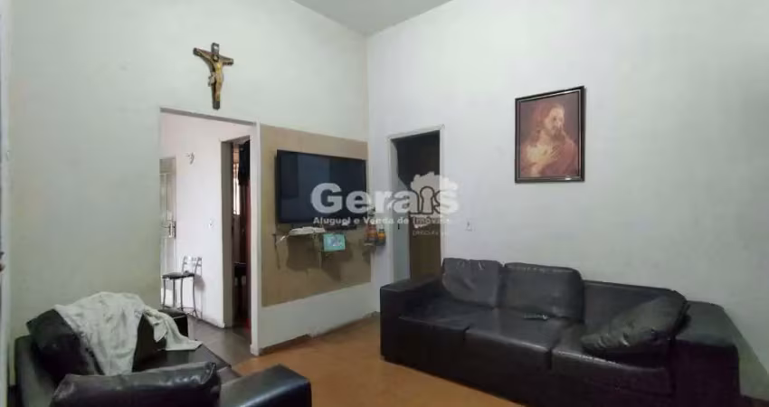 Casa com loja à venda, 6 quartos, 2 vagas, afonso pena - divinópolis/mg