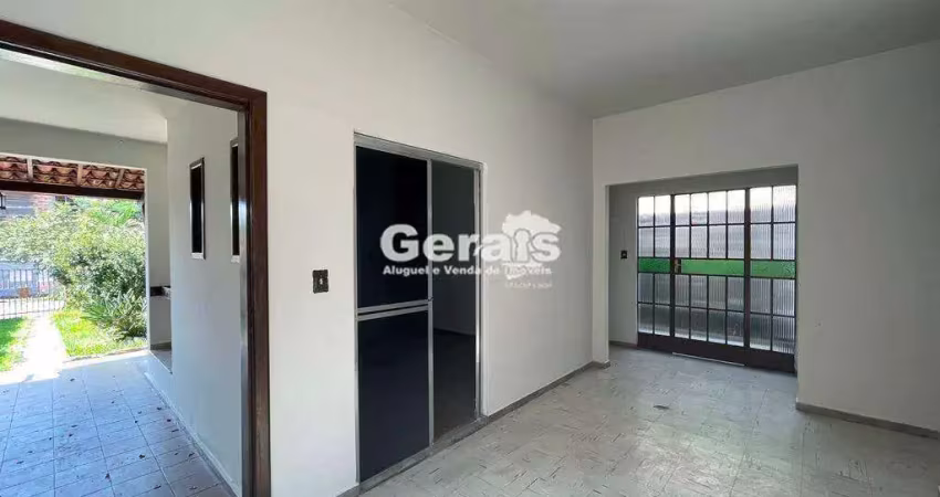 Casa à venda, 3 quartos, 1 suíte, 4 vagas, esplanada - divinópolis/mg