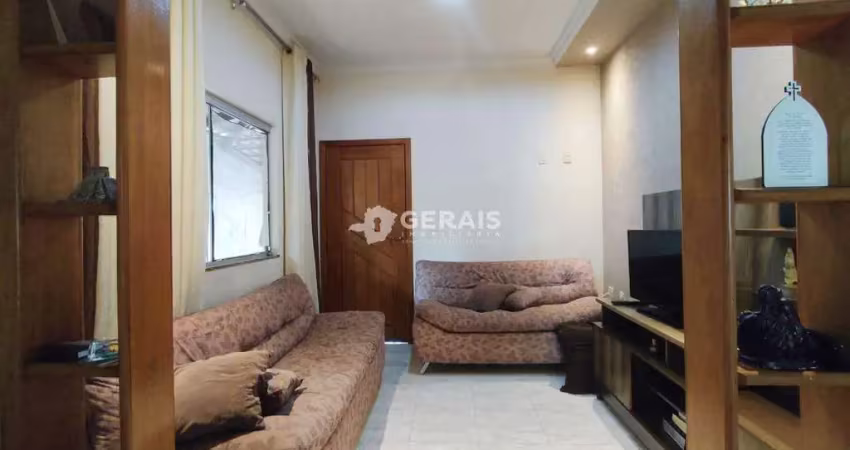 Casa à venda, 3 quartos, 2 vagas, interlagos - divinópolis/mg