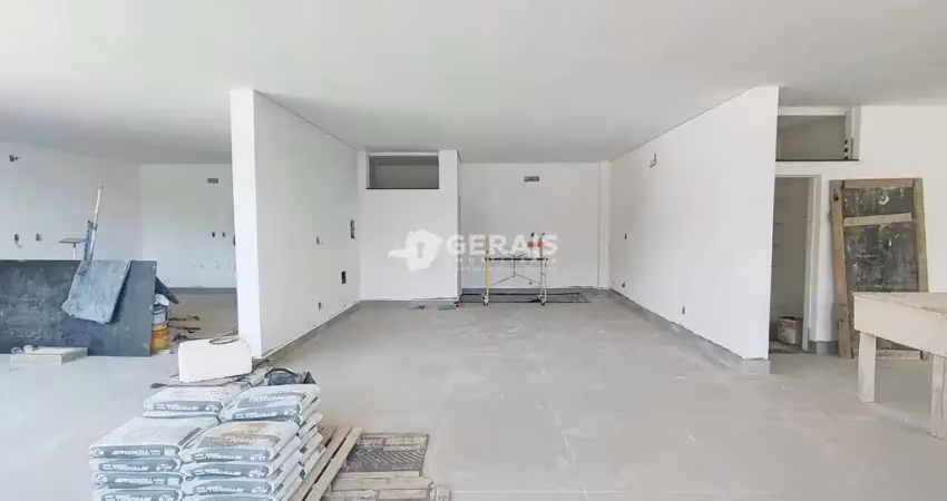 Ponto comercial para alugar no Bom Pastor, Divinópolis 