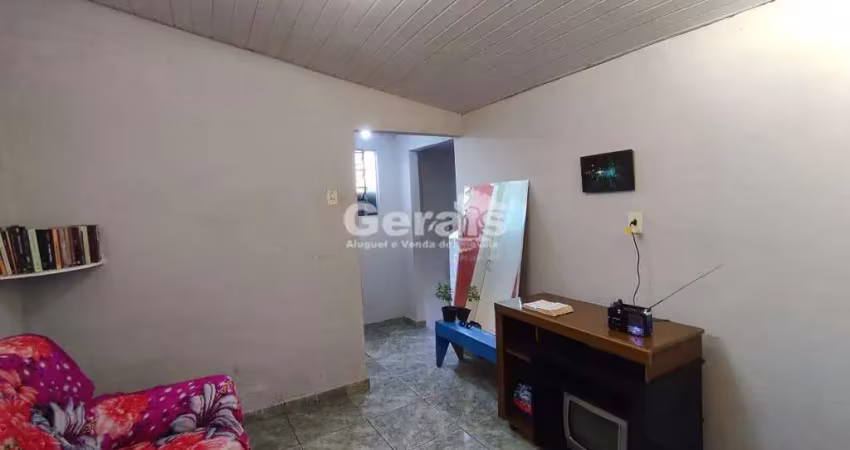 Casa à venda, 2 quartos, 1 suíte, interlagos - divinópolis/mg