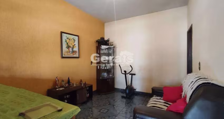 Casa à venda, 3 quartos, 1 suíte, 2 vagas, nossa senhora da conceição - divinópolis/mg
