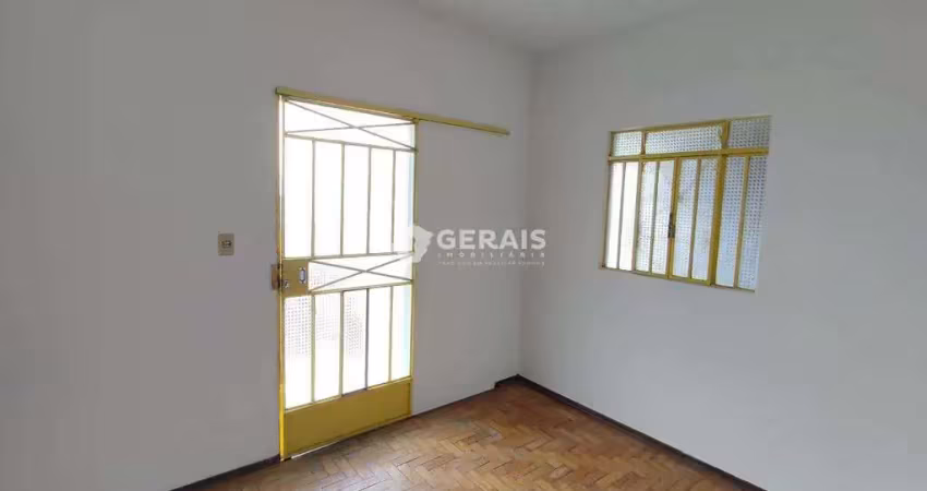 Casa para aluguel, 3 quartos, 2 vagas, bom pastor - divinópolis/mg