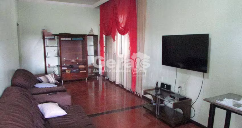 Casa à venda, 3 quartos, 1 suíte, 3 vagas, nossas senhora das graças - divinópolis/mg