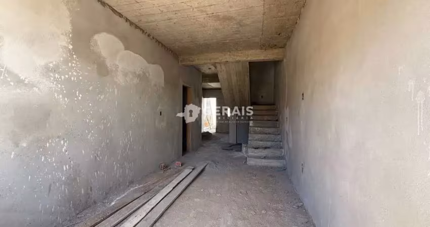 Casa à venda, 3 quartos, 1 suíte, 2 vagas, sagrada familia - divinópolis/mg