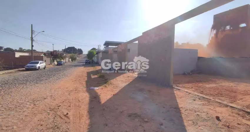 Casa à venda, 3 quartos, 1 suíte, 1 vaga, padre eustaquio - divinópolis/mg