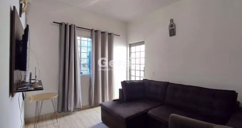 Casa à venda, 2 quartos, 1 suíte, 1 vaga, itai - divinópolis/mg