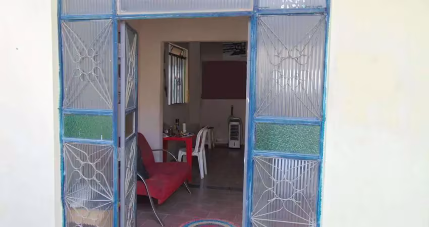 Casa com 3 quartos à venda no Nações, Divinópolis 