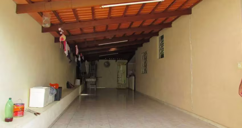 Casa à venda, 3 quartos, 3 vagas, interlagos - divinópolis/mg