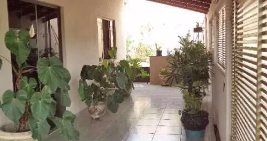 Casa à venda, 4 quartos, 3 vagas, são roque - divinópolis/mg