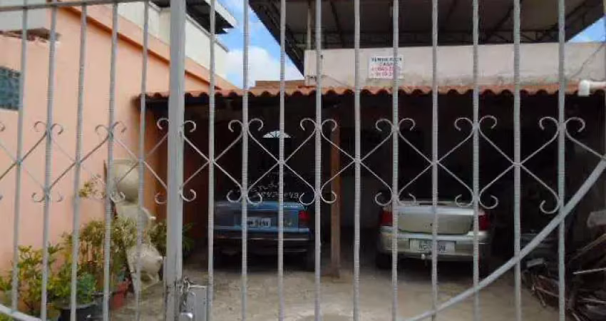Casa à venda, 3 quartos, 1 suíte, 4 vagas, padre eustaquio - divinópolis/mg