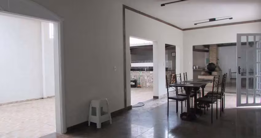 Casa à venda, 5 quartos, 1 suíte, 4 vagas, esplanada - divinópolis/mg