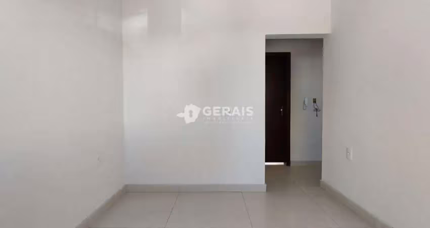 Sobrado à venda, 3 quartos, 1 suíte, 1 vaga, santa rosa - divinópolis/mg