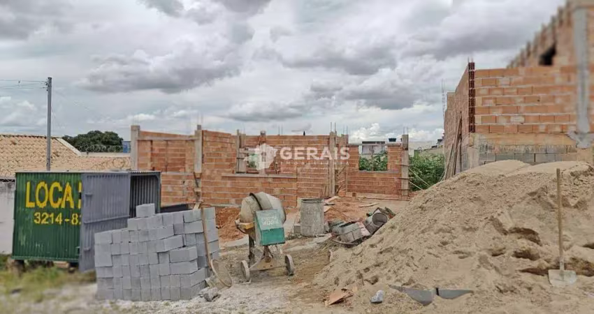 Sobrado à venda, 3 quartos, 1 vaga, padre eustaquio - divinópolis/mg