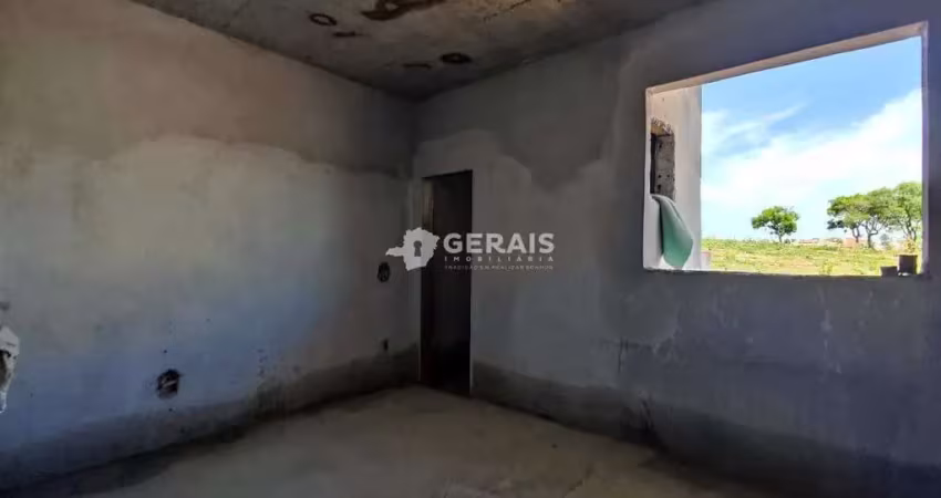 Sobrado à venda, 3 quartos, 1 suíte, 1 vaga, juza fonseca - divinópolis/mg