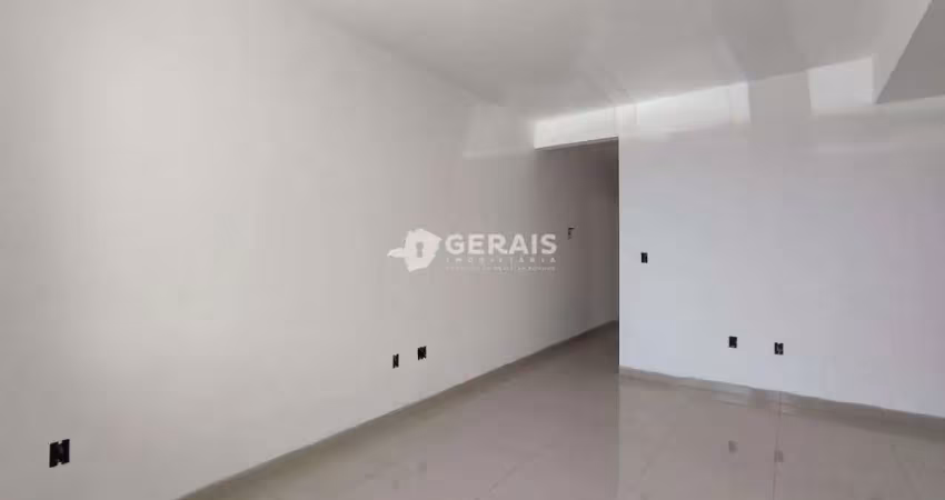 Sobrado à venda, 2 quartos, 1 suíte, 1 vaga, campina verde - divinópolis/mg