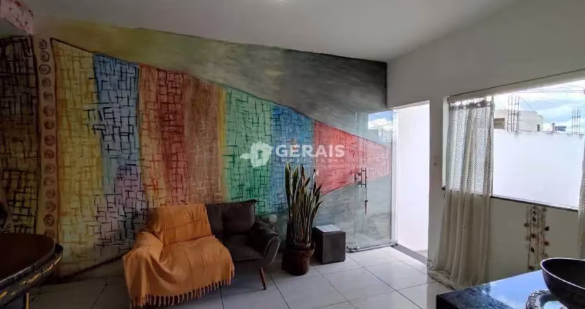 Sobrado à venda, 3 quartos, 2 vagas, juza fonseca - divinópolis/mg