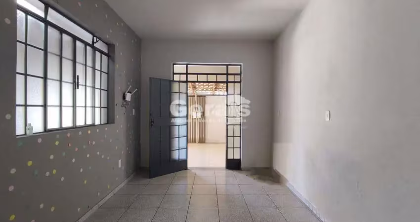 Sobrado à venda, 3 quartos, 5 vagas, alvorada - divinópolis/mg