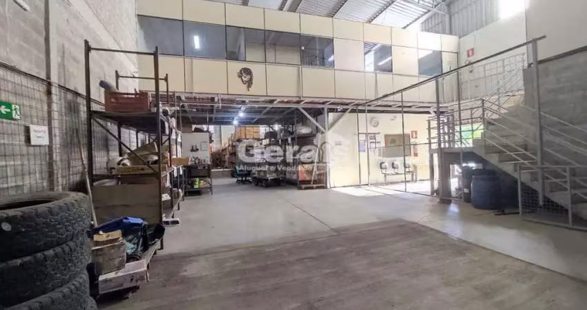 Barracão / Galpão / Depósito à venda no São José, Divinópolis 