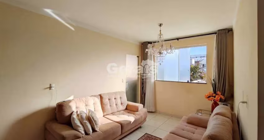 Sobrado à venda, 3 quartos, 1 suíte, 2 vagas, santa tereza - divinópolis/mg