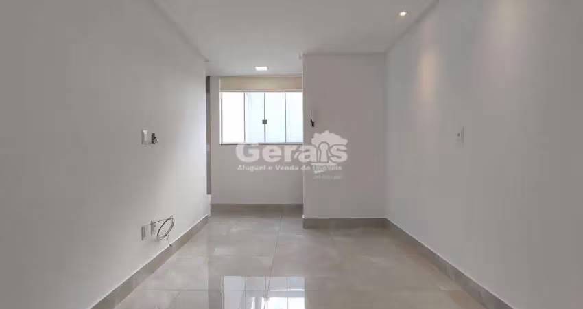 Sobrado à venda, 3 quartos, 1 suíte, 2 vagas, nossas senhora das graças - divinópolis/mg