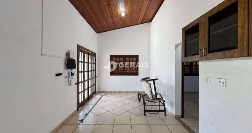 Casa à venda, 2 quartos, 2 vagas, santa rosa - divinópolis/mg