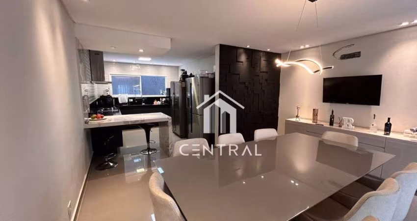 Sobrado com 4 dormitórios à venda, 400 m² por R$ 2.799.500,00 - Condomínio V - Arujá/SP