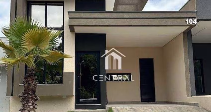 Casa em condomínio com planejados