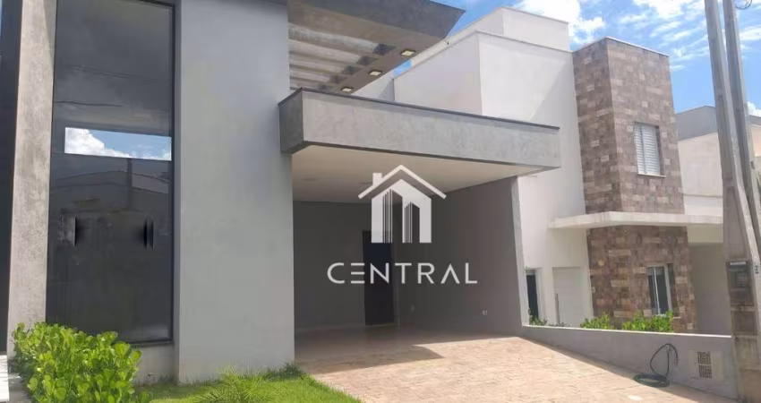 Belíssima casa em condomínio fechado