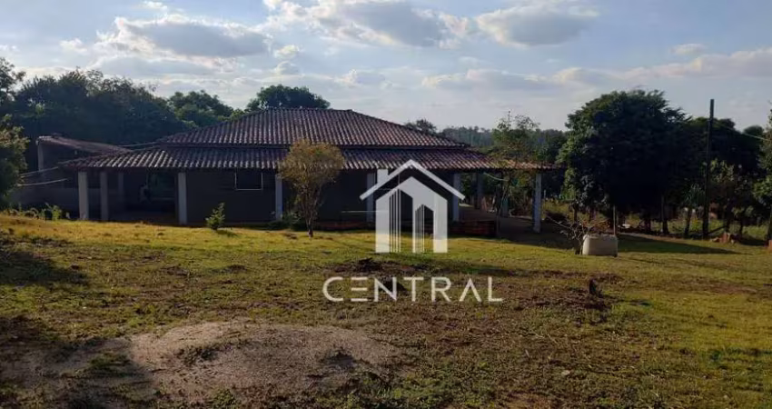 Chácara com 2 dormitórios à venda, 3000 m² por r$ 480.000,00 - zona rural - capela do alto/sp