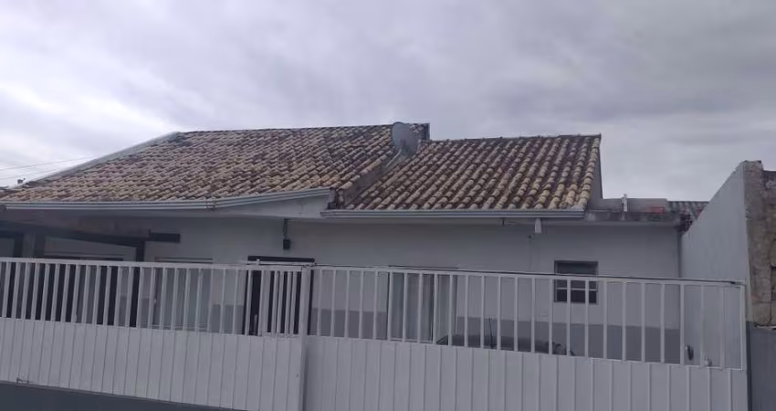 Casa para Venda em Campina Grande do Sul, CENTRO, 3 dormitórios, 1 suíte, 1 banheiro, 2 vagas