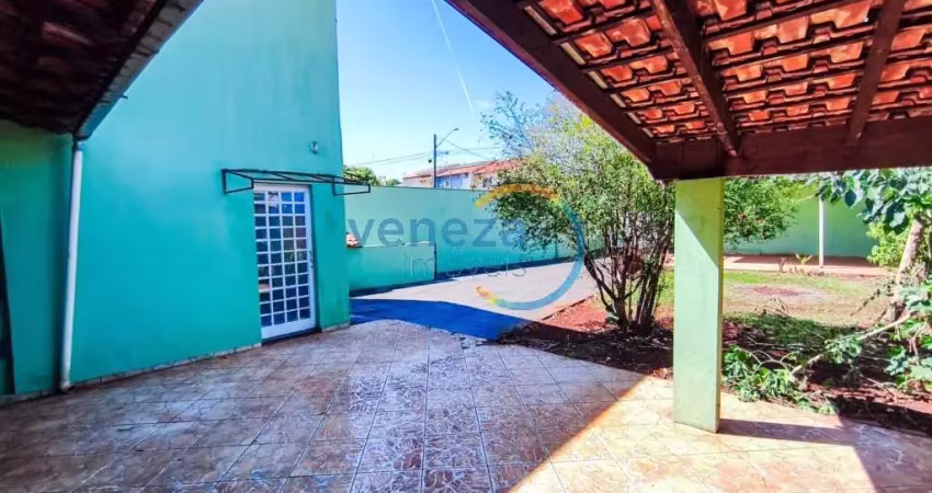Casa residencial com 3 quartos  para alugar, 130.00 m2 por r$1800.00  - sao pedro - londrina/pr