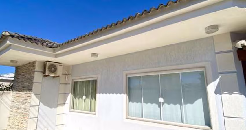 Condominio dos Pássaros Casa Mobiliada 4 Quartos com Piscina