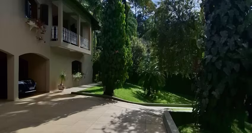 Casa Condomínio Forest  Hills