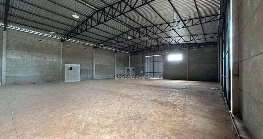 Barracão para alugar, 700 m² por R$ 13.500,00/mês - Parque São Paulo - Cascavel/PR