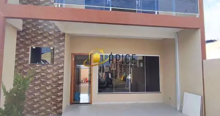 Sobrado novo com suíte e quintal no santa terezinha, fazenda rio grande