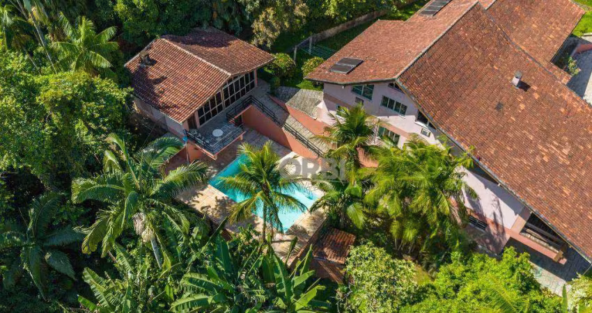 Casa com 8 dormitórios, 560 m² - venda por R$ 3.200.000,00 ou aluguel por R$ 10.189,18/mês - Itoupava Seca - Blumenau/SC