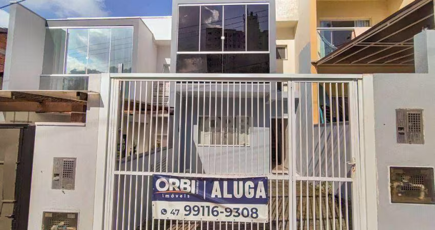 Sobrado com 2 dormitórios para alugar, 105 m² por R$ 3.363,00/mês - Água Verde - Blumenau/SC