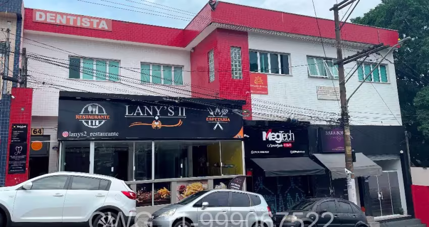 Prédio Comercial 8 lojas metro Penha com renda!