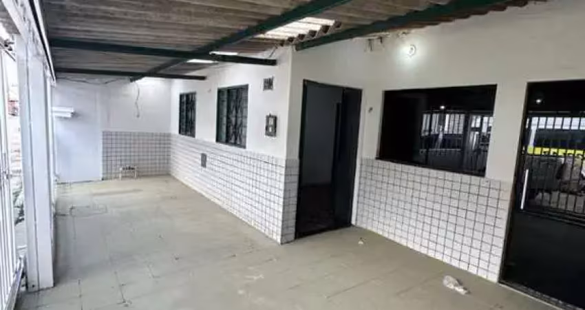 Casa para Venda em Brasília, Ceilândia Sul (Ceilândia), 3 dormitórios, 2 banheiros, 2 vagas