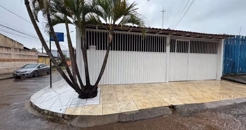 Casa para Venda em RA XII Samambaia, Samambaia Norte (Samambaia), 3 dormitórios, 1 banheiro, 4 vagas