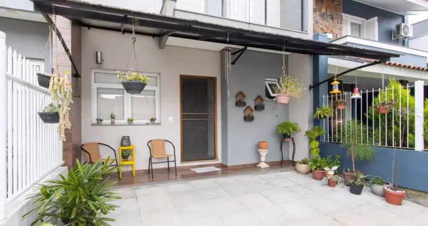 Espaço e conforto definem  este sobrado  3 dormitórios espaçosos, todos com sacada,  elevador!