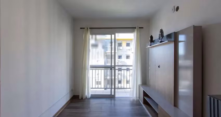Apartamento de 3 dormitórios, 1 suíte e 1 vaga coberta.